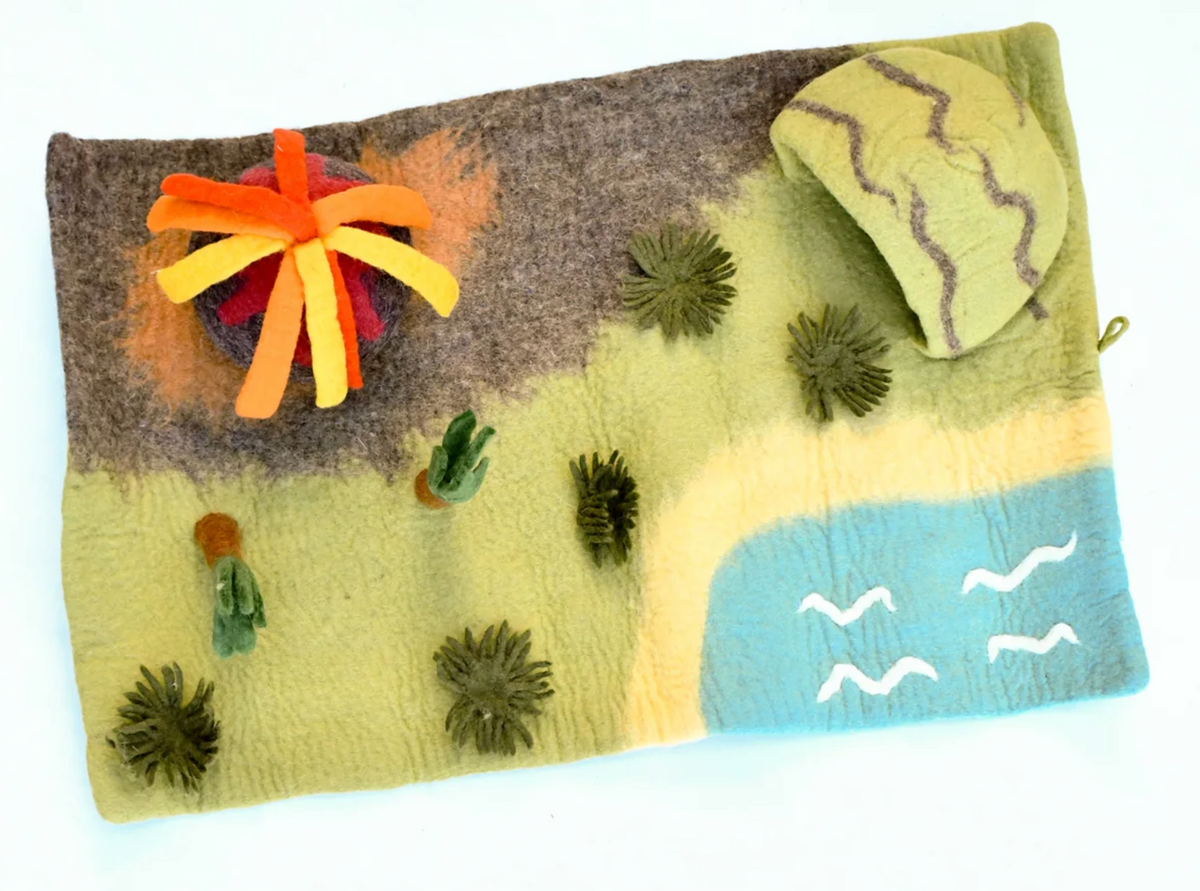 LARGE DINOSAUR LAND WITH VOLCANO PLAY MAT PLAYSCAPE