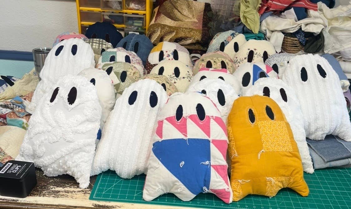Quilt Ghost Pillows