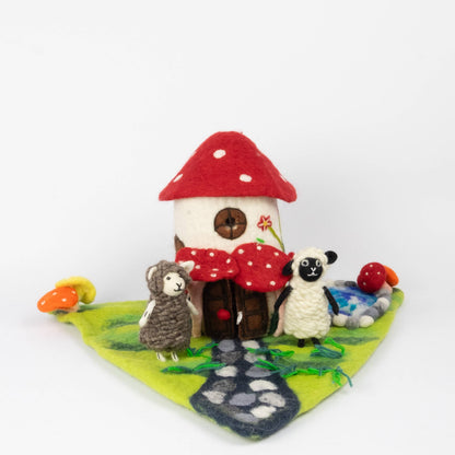 Felt House - Magic Mushroom