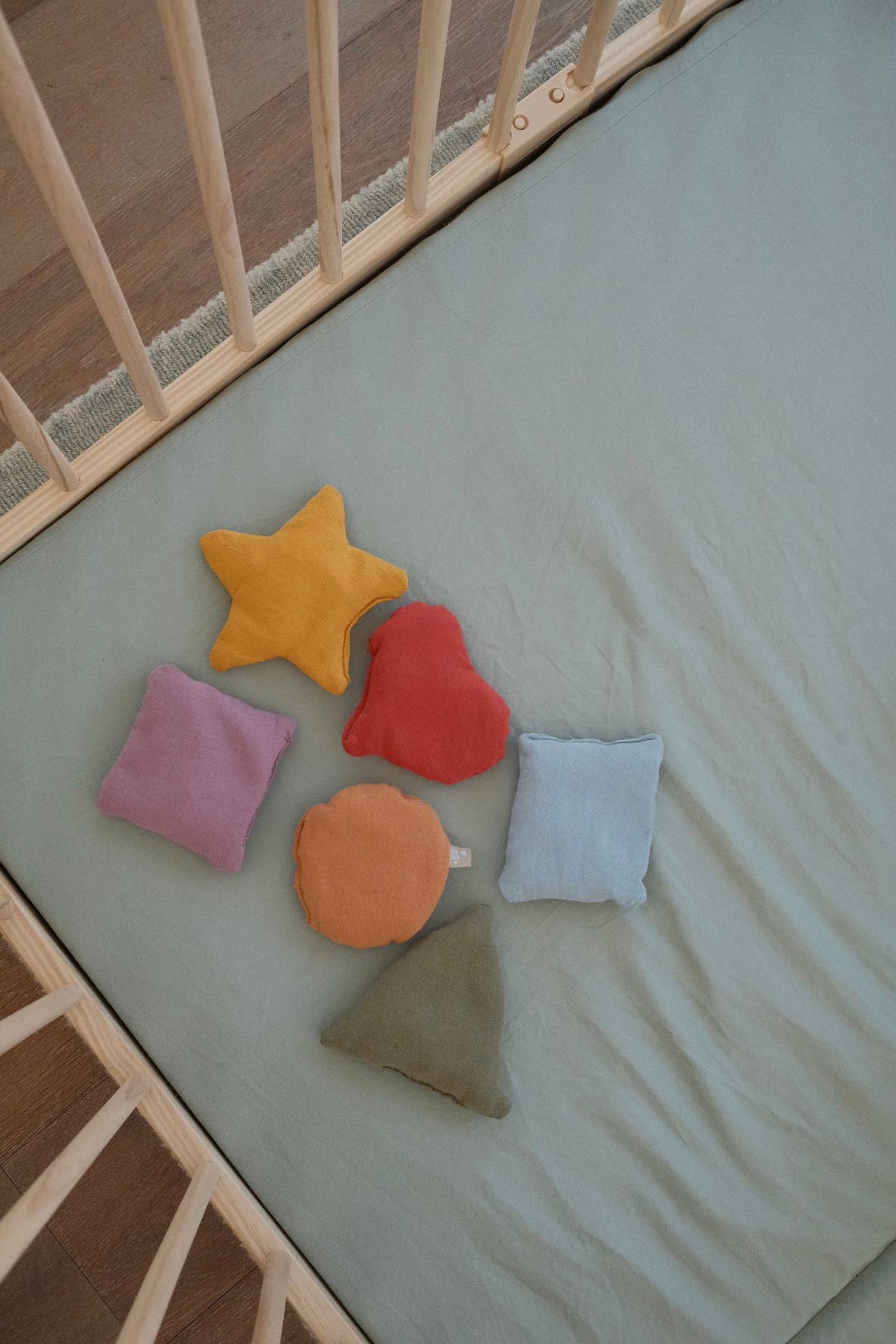 SHAPES BEANIES // Montessori toy
