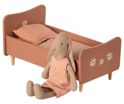 Wooden Bed (Miniature)