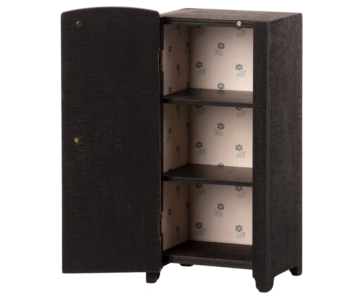 Closet (Miniature)