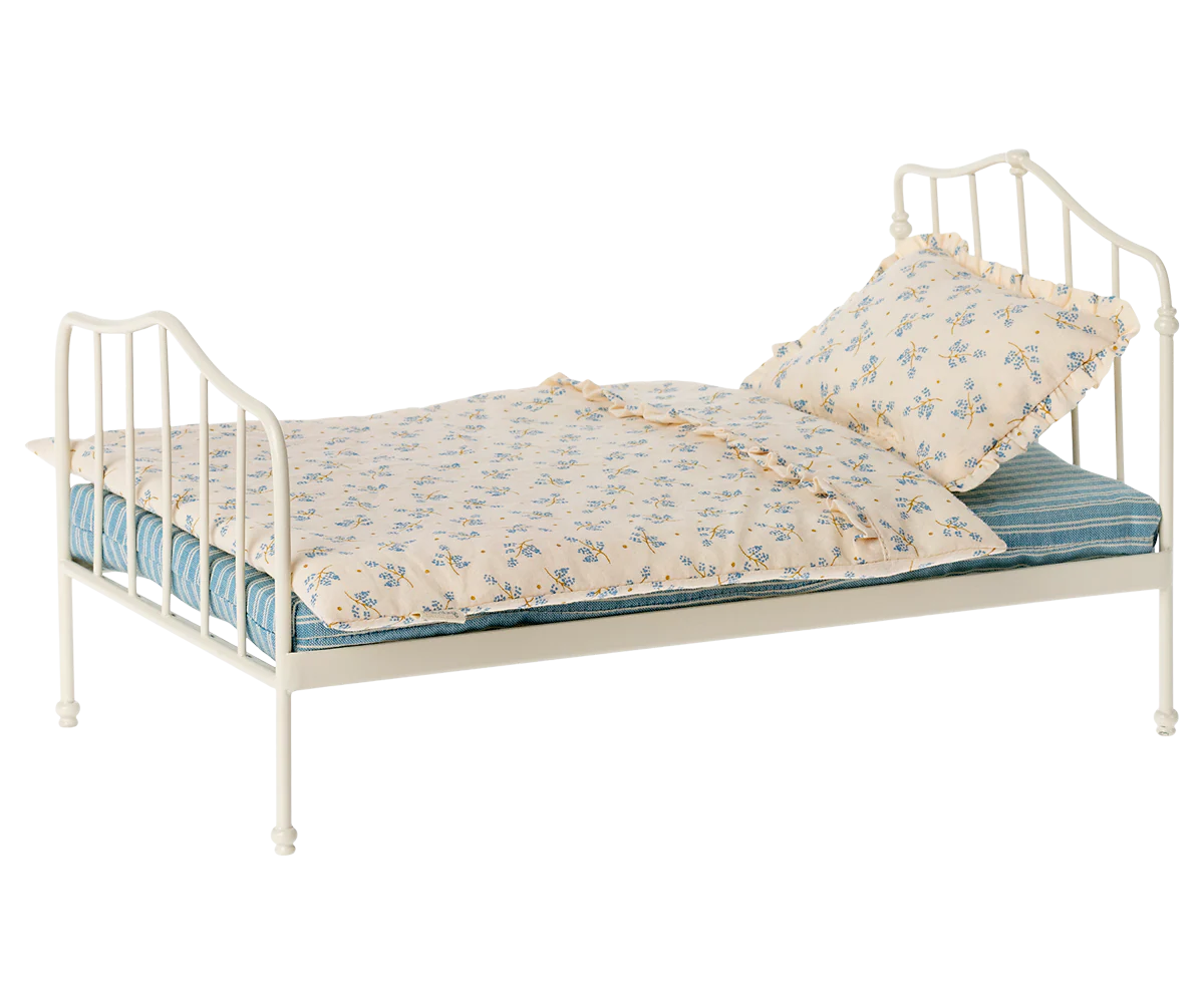 Vintage Bed (Miniature) - Blue
