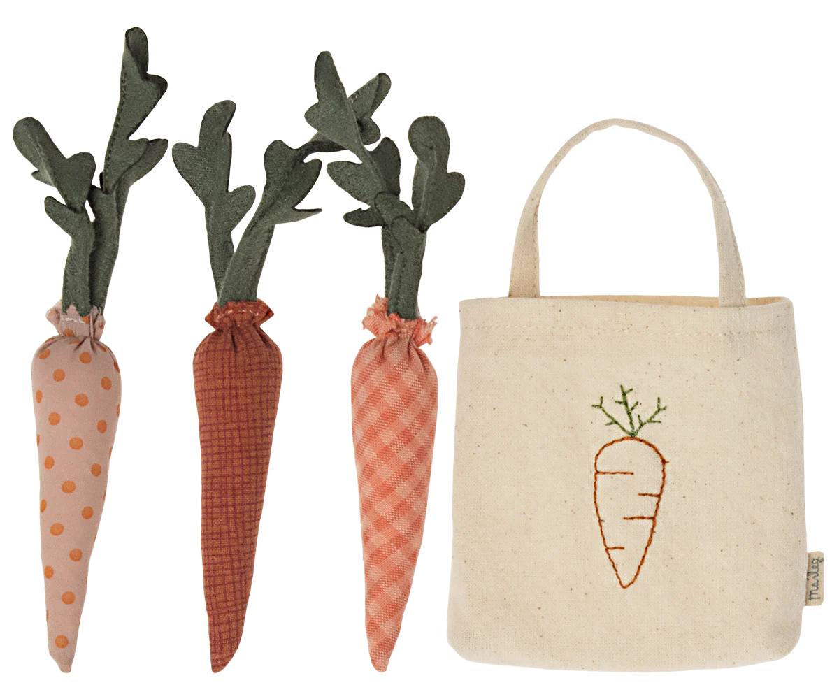 Carrots in Shopping Bag (Miniature)