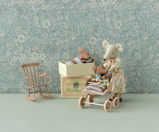 Rocking Chair (Mouse)