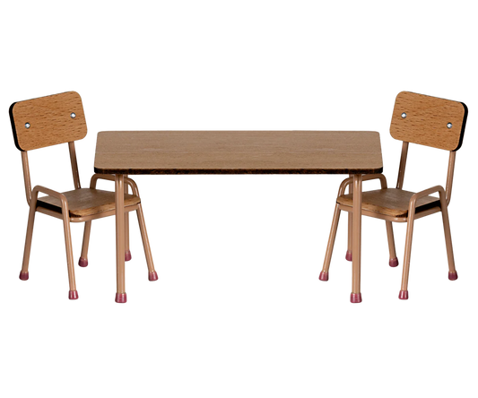 Table and Chair Set (Mouse) - Dark Powder