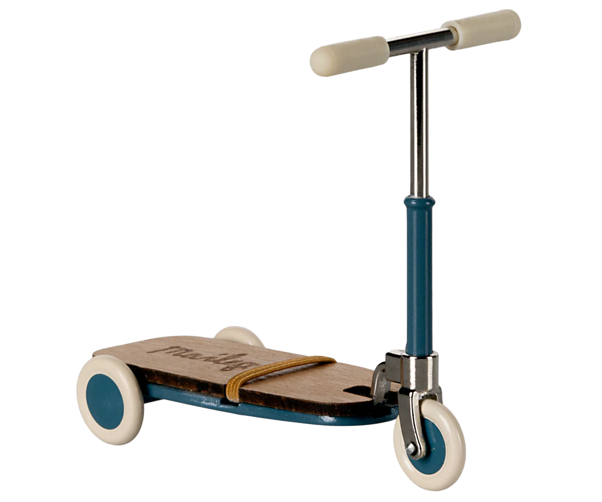 Kick Board/Scooter (Mouse)