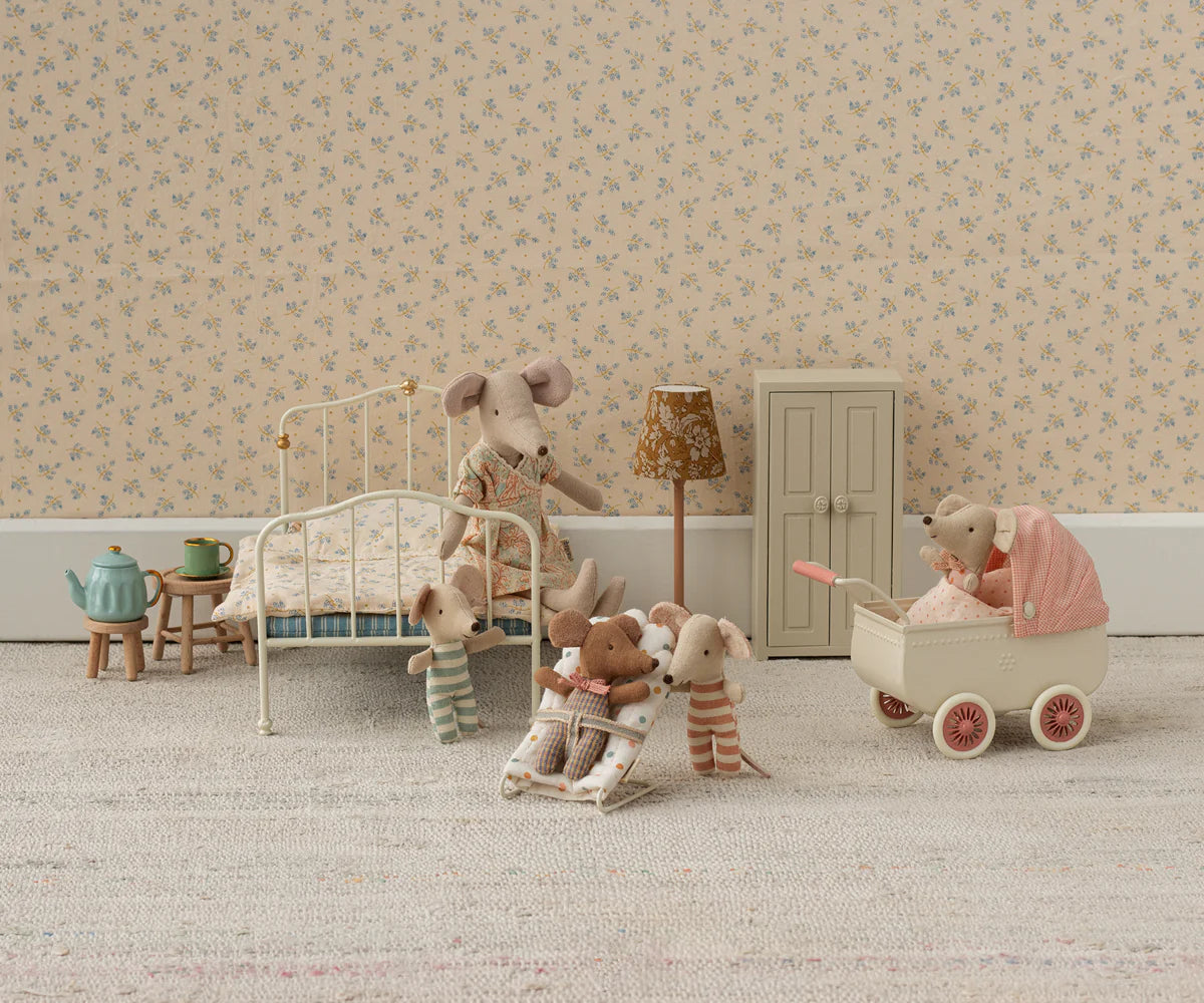 Pram (Mouse) - Coral