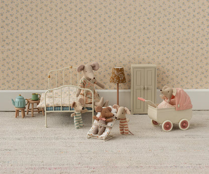 Pram (Mouse) - Coral