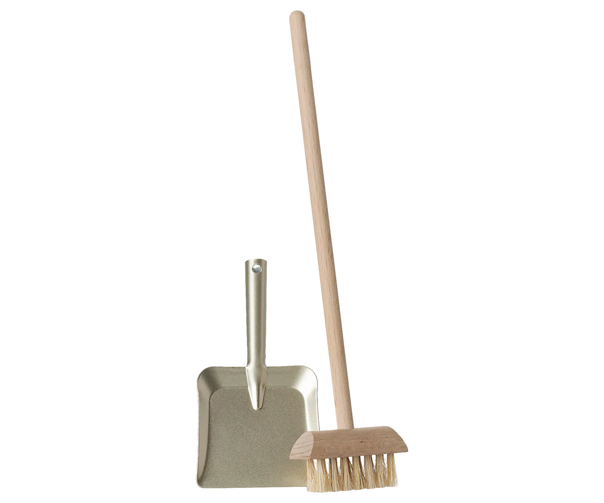 Broom Set (Miniature)