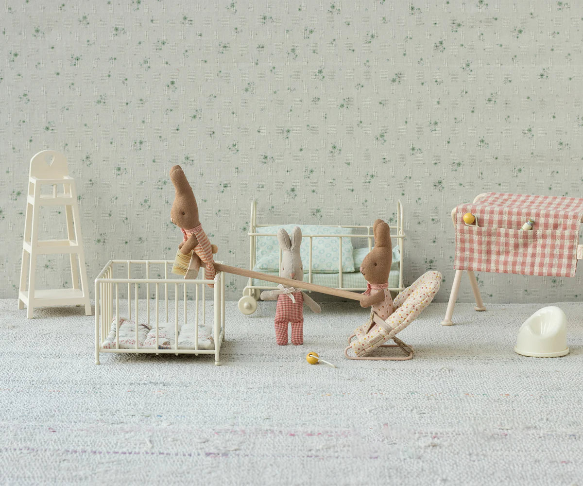 Rabbit (My) - Red Check