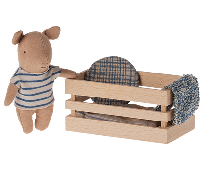 Pig, Baby in Box