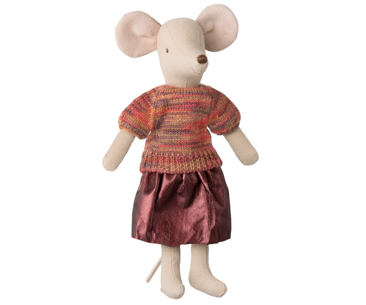 Skirt and Knitted Blouse (Mum Mouse)