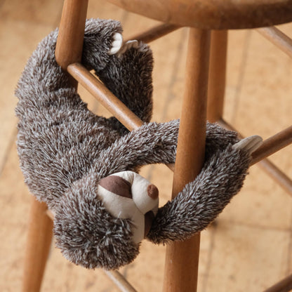 Sunny the sloth // Cuddle & plushie toy // NEW