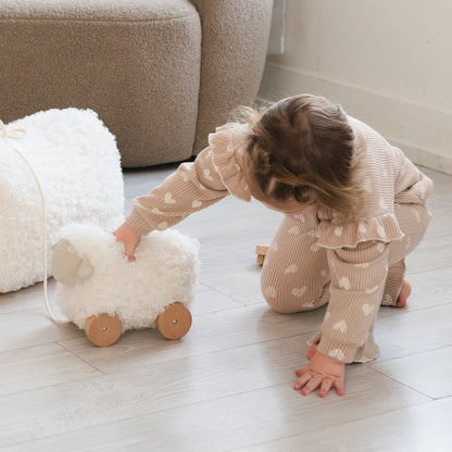 Bella the Pull-Along Sheep - Cream
