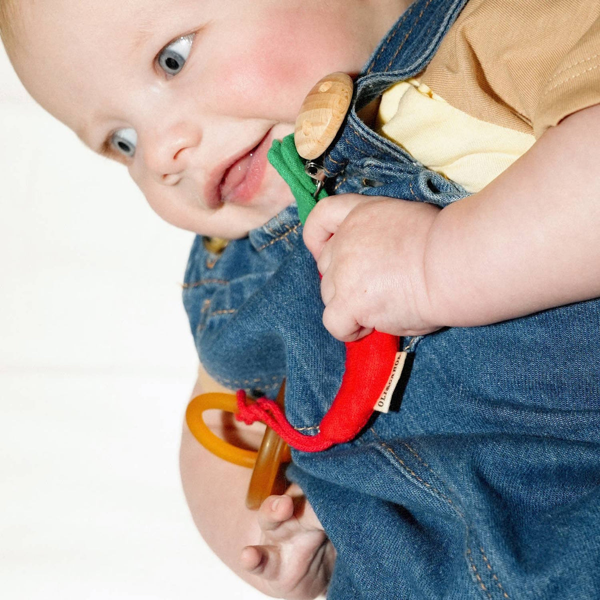 Charly the Chili Pacifier Clip