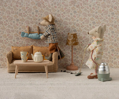 Coffee Table (Mouse) - Nature