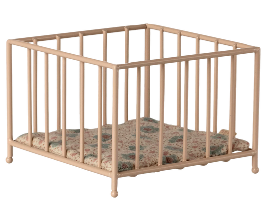 Playpen (My) - Rose