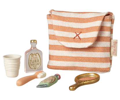 Toothbrush Set in Bag (Mouse)