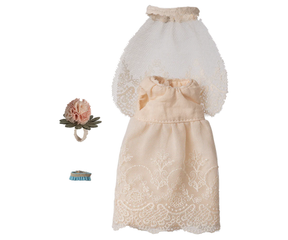 Wedding Dress (Mum Mouse)