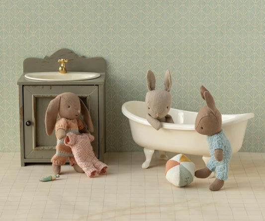 Bathtub (Miniature)