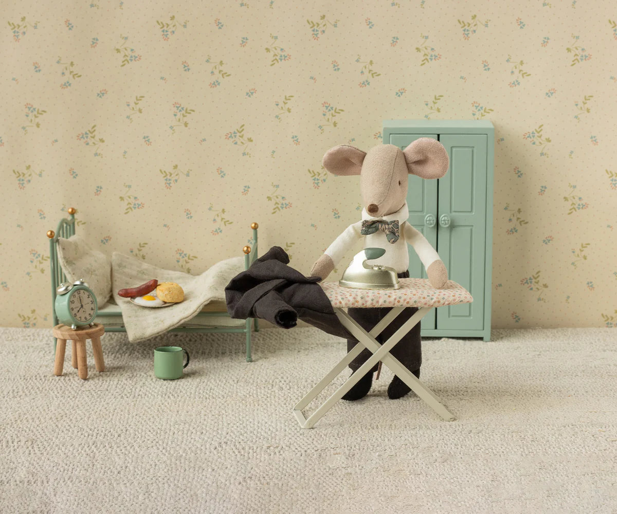 Wedding Suit (Dad Mouse)