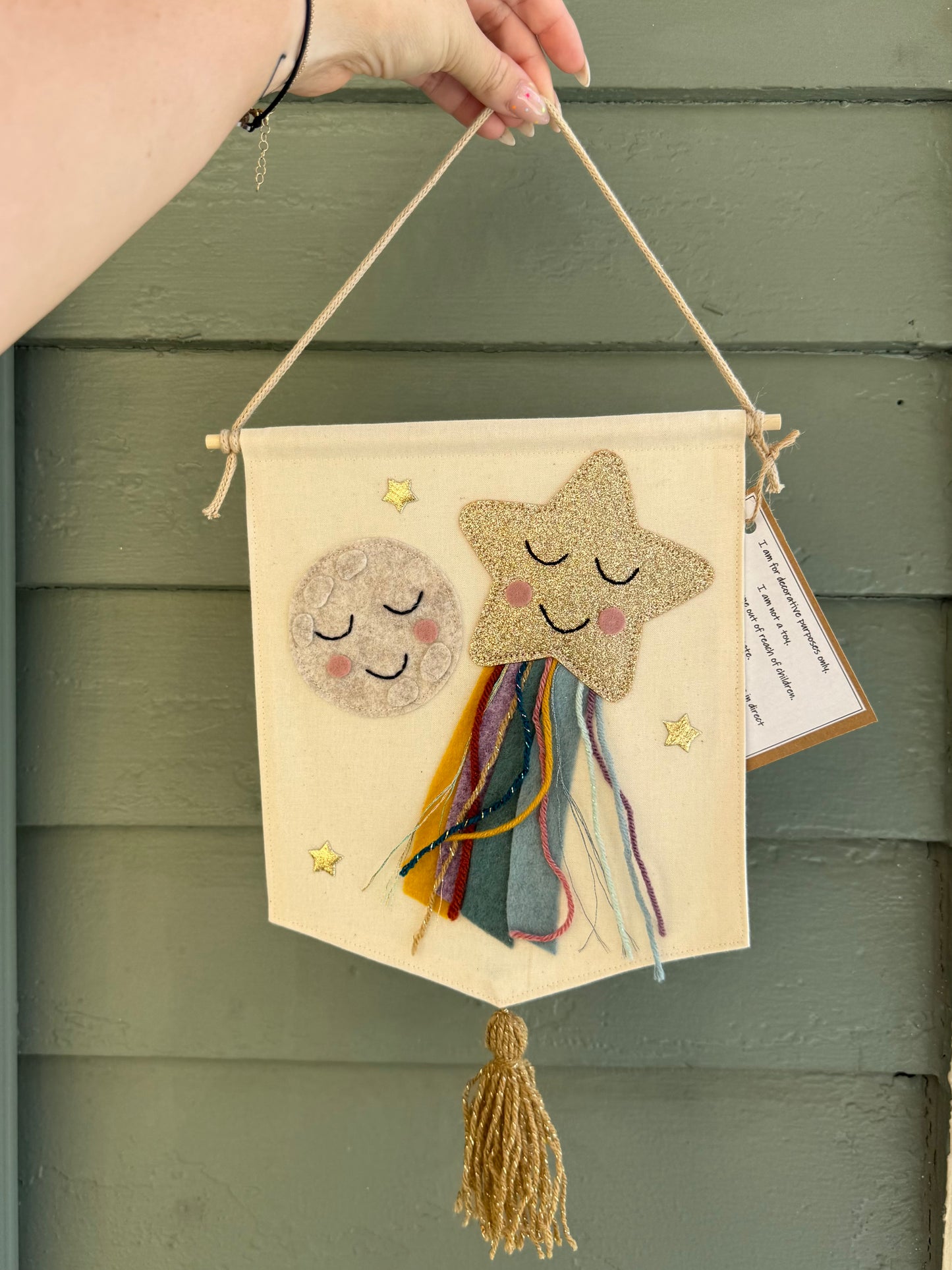 Roo and Rose Wall Hanging