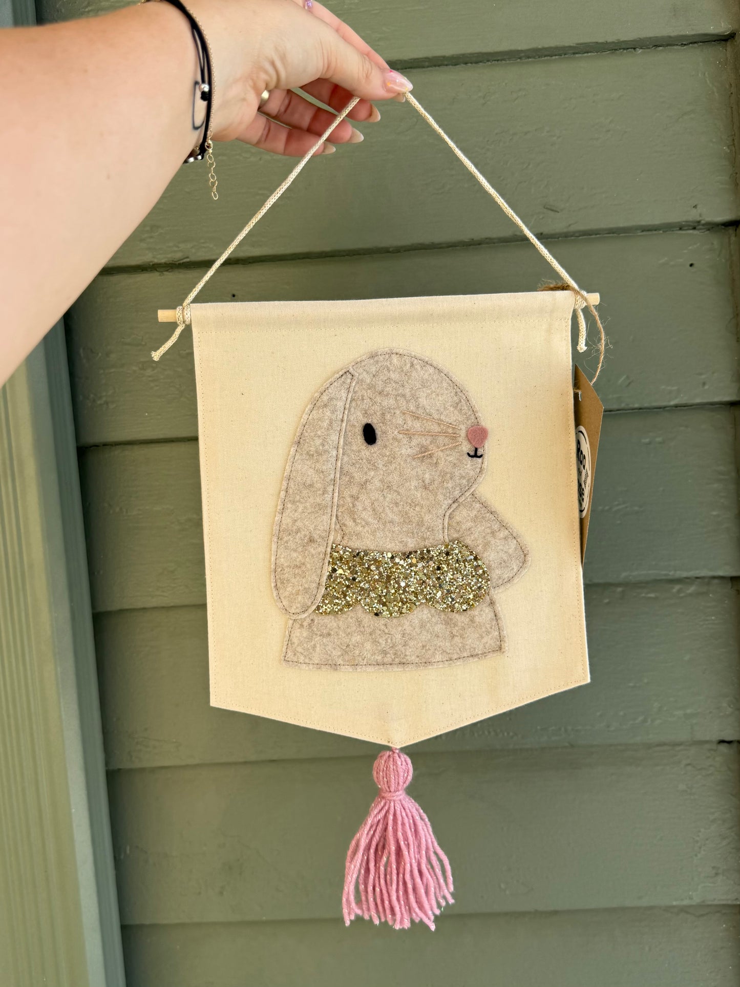 Roo and Rose Wall Hanging