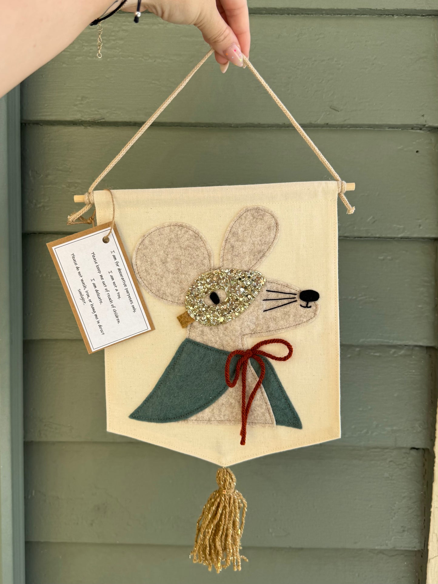 Roo and Rose Wall Hanging