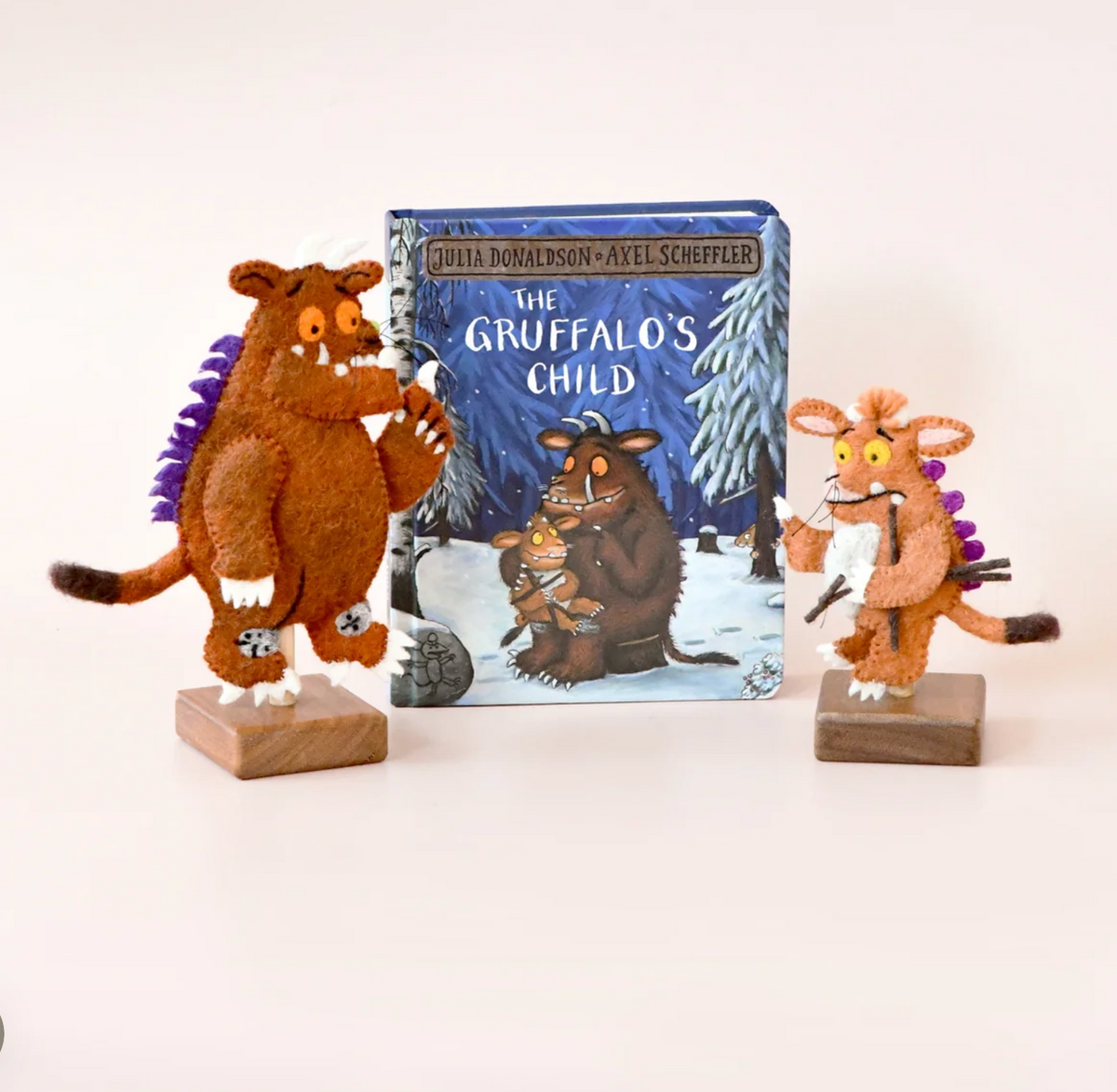 THE GRUFFALO'S CHILD® FINGER PUPPETS SET