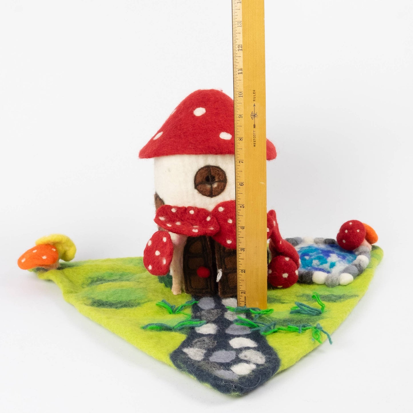 Felt House - Magic Mushroom
