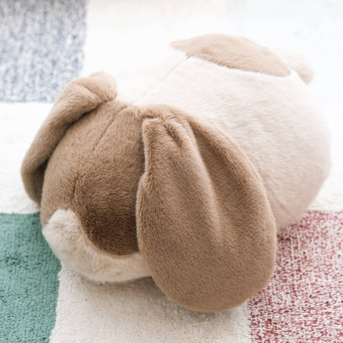 BUNNY POUF // Ride-on toys