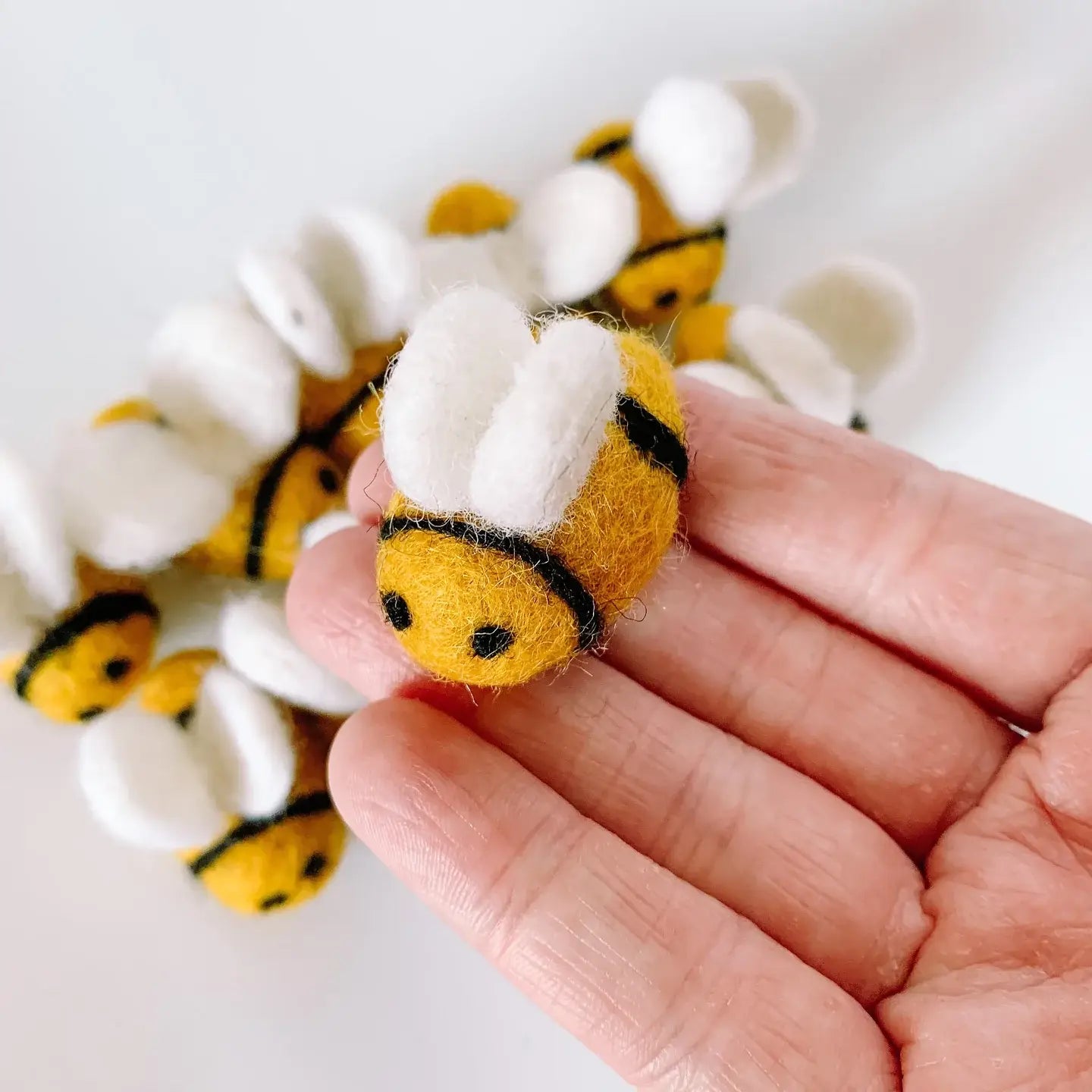Felt Bee