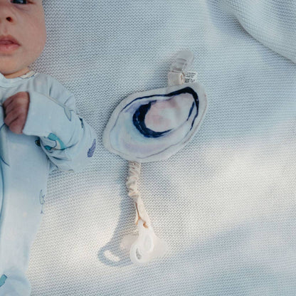 THE WORLD IS YOUR OYSTER // Activity Toy Set